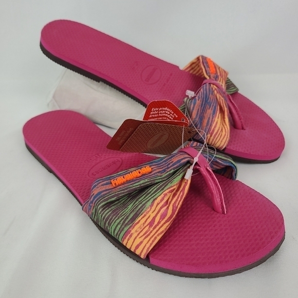 Havaianas Shoes - NEW Havaianas Women’s Flip Flop Sandals Pink Electric Size 9/10 MSRP $46 NWT